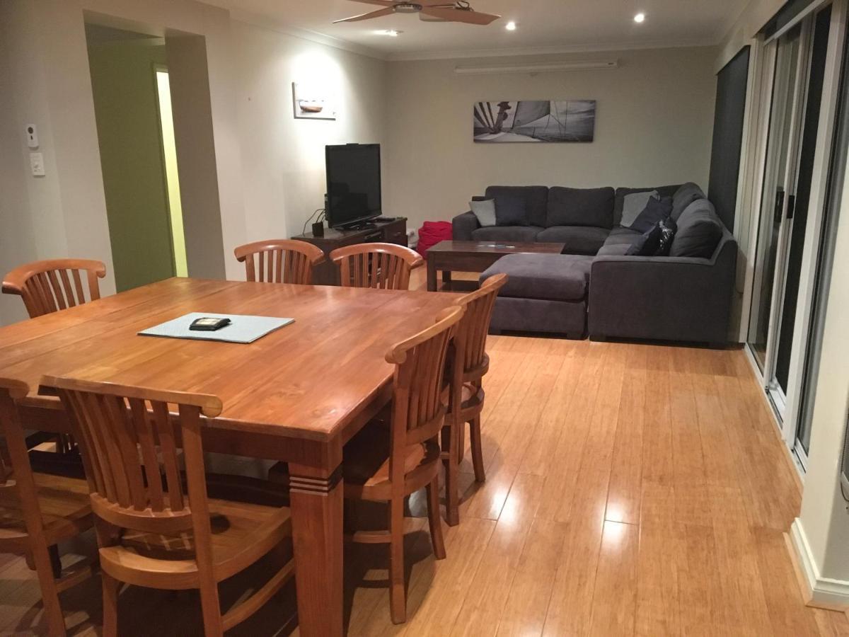 Waterside Canal Dreams Mandurah Extérieur photo