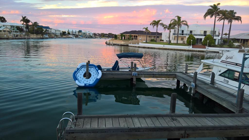 Waterside Canal Dreams Mandurah Extérieur photo
