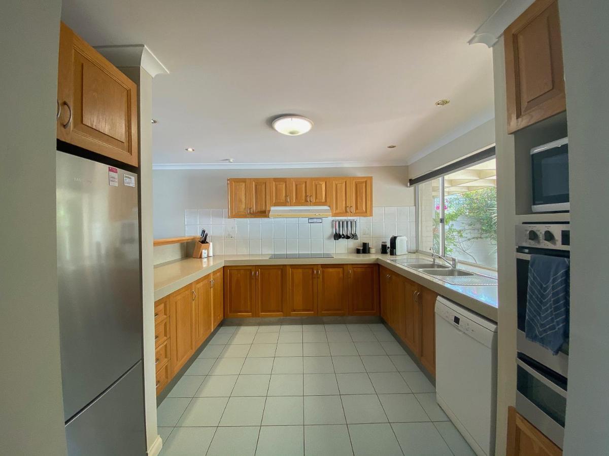 Waterside Canal Dreams Mandurah Extérieur photo