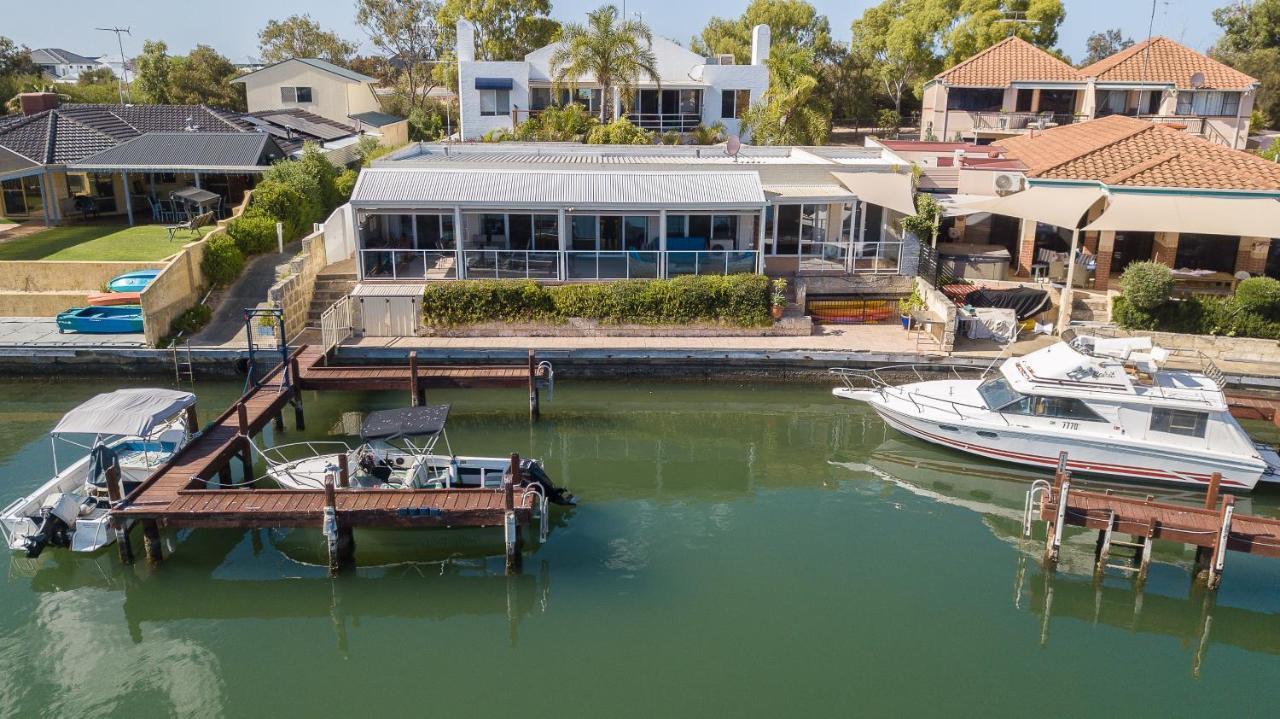 Waterside Canal Dreams Mandurah Extérieur photo